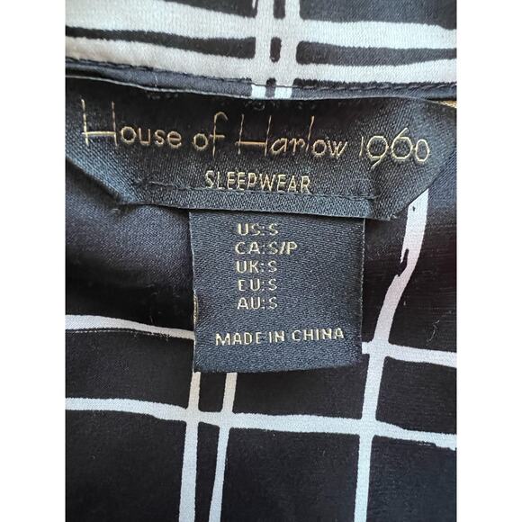 House of Harlow 1960 sleepwear black and white plaid button down top - Picture 5 of 5